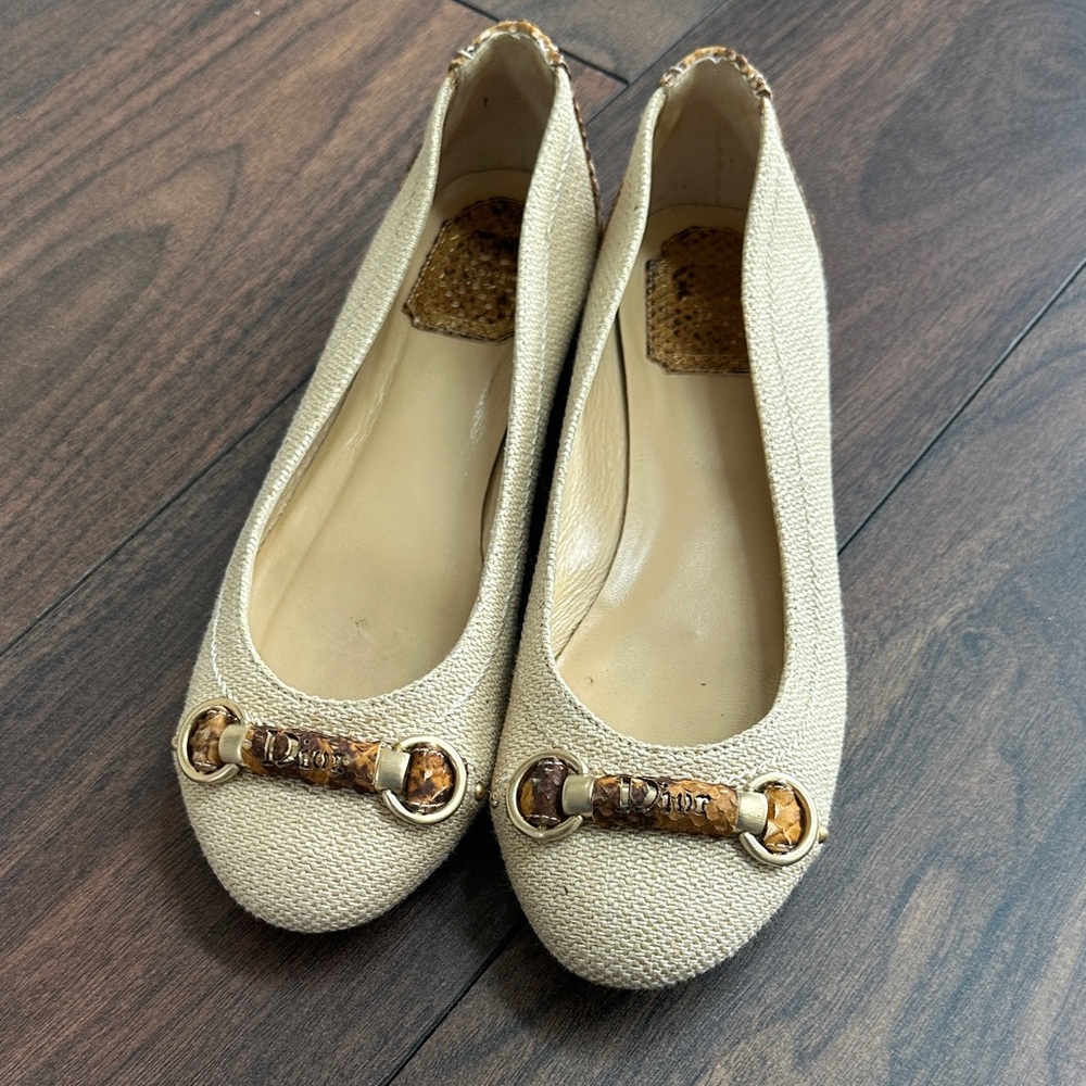Christian Dior Womens Beige Raffia And Python Trim Horsebit Ballet Flats Size 37
